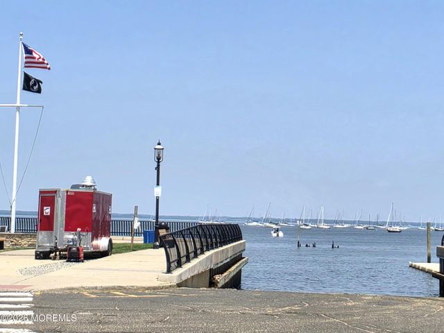 231 Atlantic Street 30, Keyport, NJ 07735