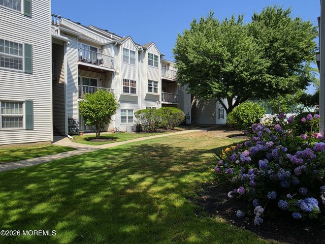 231 Atlantic Street 30, Keyport, NJ 07735