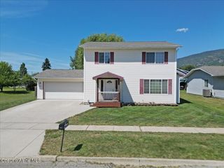 2301 Aspen Way, Sandpoint, ID 83864