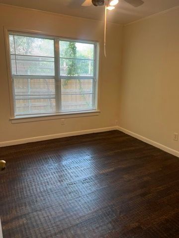 627 Kingston Drive, Irving, TX 75061