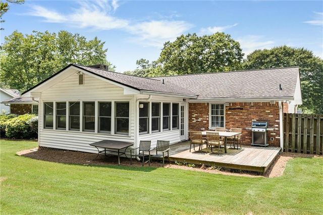 226 Machelle Lane SW, Marietta, GA 30064