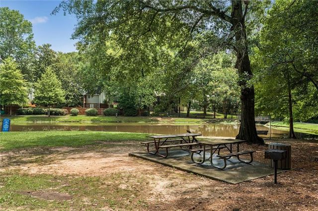 226 Machelle Lane SW, Marietta, GA 30064