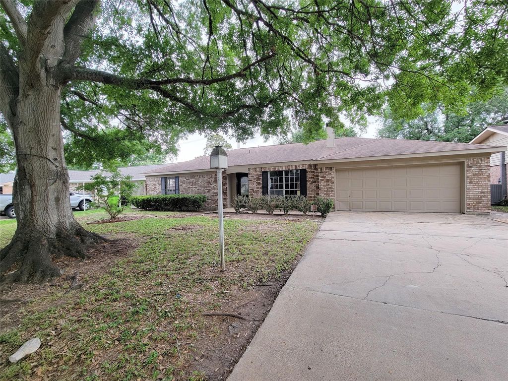 1803 Cypress Drive, Richmond, TX 77469