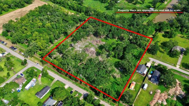 708 W Smith Street, Brazoria, TX 77422
