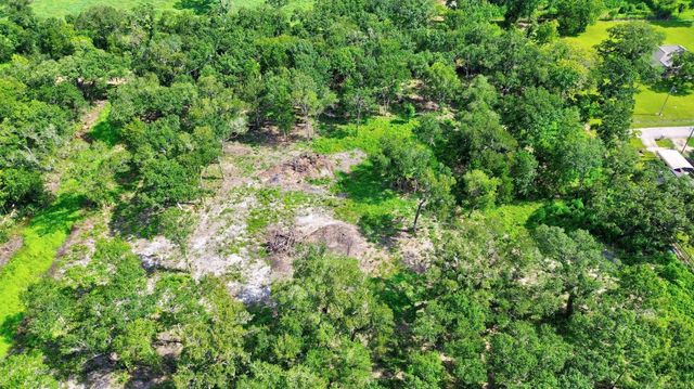 708 W Smith Street, Brazoria, TX 77422