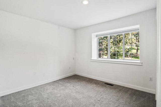 915 NW Saginaw Avenue, Bend, OR 97703