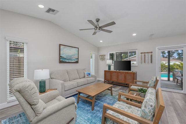 2339 ORANGESIDE ROAD, Palm Harbor, FL 34683