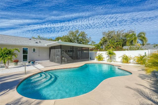 2339 ORANGESIDE ROAD, Palm Harbor, FL 34683