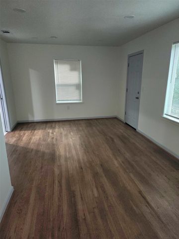 1104 Edgefield, Garland, TX 75040