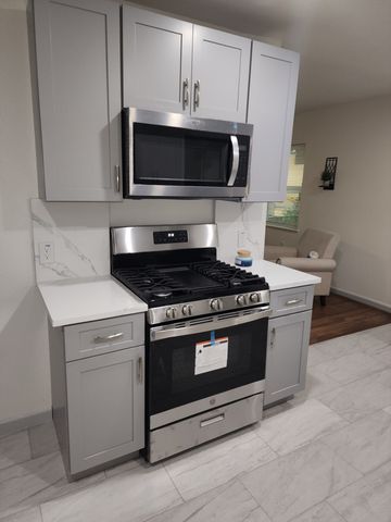 1104 Edgefield, Garland, TX 75040