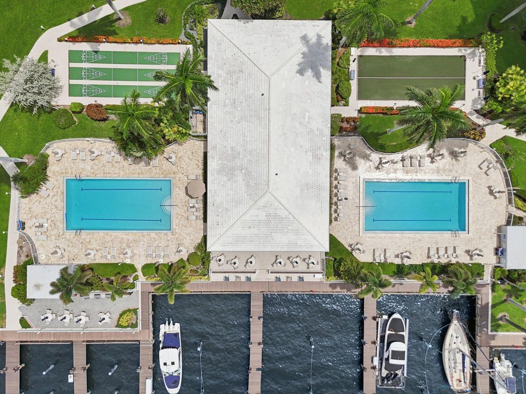 Image 31 of property listing at 3224 S Ocean Boulevard 110-B, Highland Beach, FL 33487