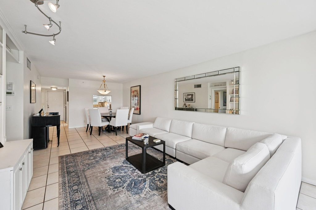 Image 7 of property listing at 3224 S Ocean Boulevard 110-B, Highland Beach, FL 33487