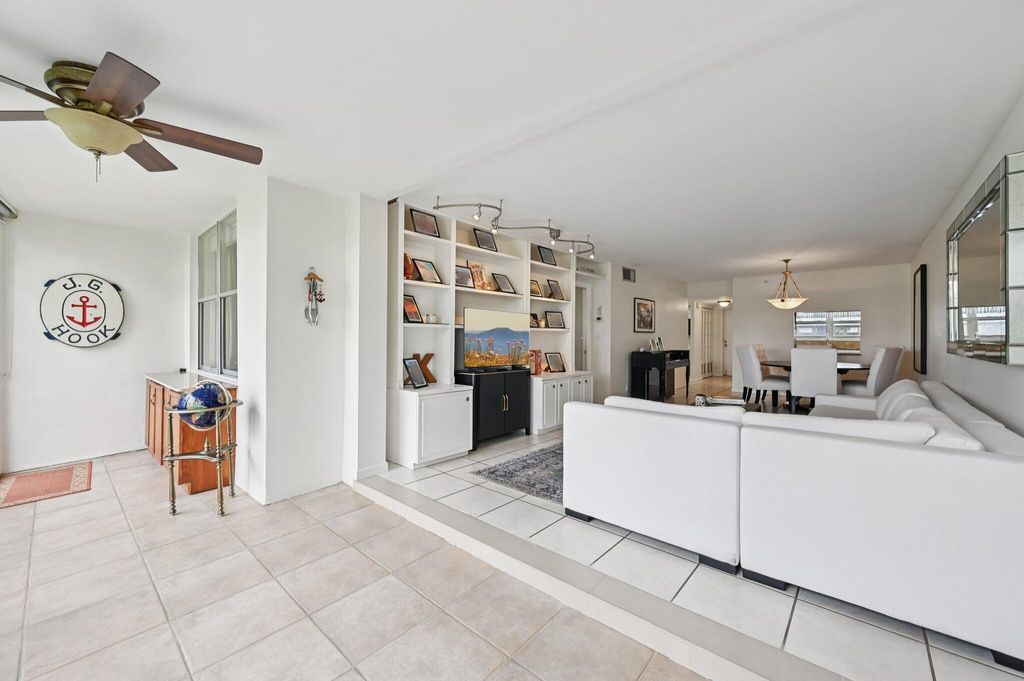 Image 8 of property listing at 3224 S Ocean Boulevard 110-B, Highland Beach, FL 33487