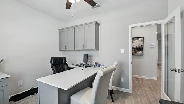 913 HOLLYN Drive, Decatur, TX 76234