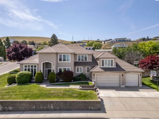 3501 W 42nd Ave, Kennewick, WA 99337