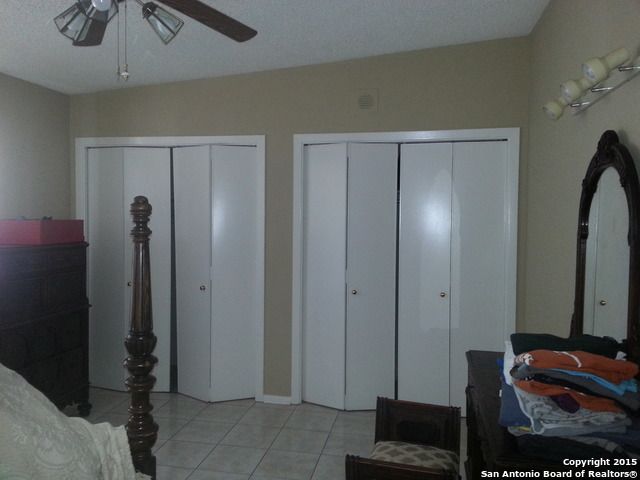 121 RIVIERA DR, Castle Hills, TX 78213