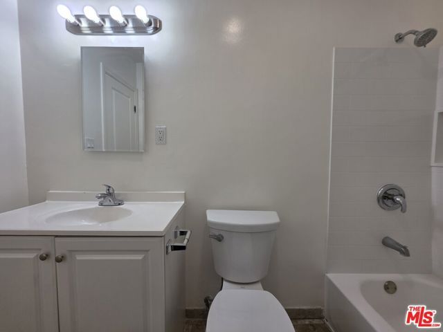 1224 N Fairfax Avenue 7, West Hollywood, CA 90046
