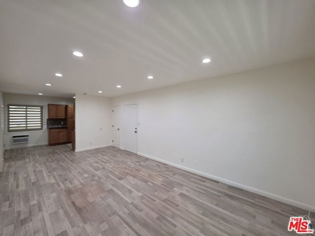 1224 N Fairfax Avenue 7, West Hollywood, CA 90046
