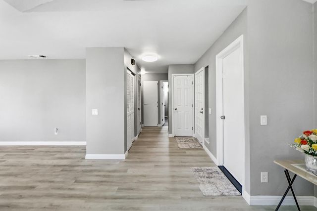 3529 Lindenwood Way, Sacramento, CA 95826