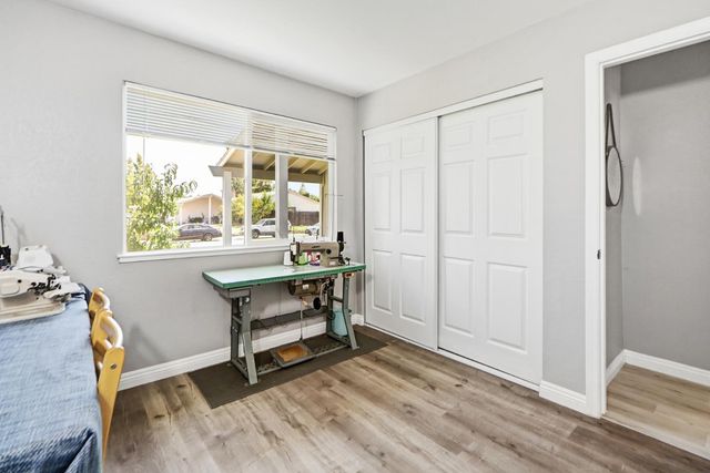 3529 Lindenwood Way, Sacramento, CA 95826