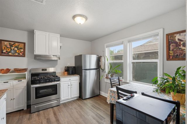 3261 Todd Avenue, Fort Worth, TX 76110