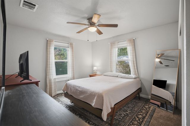3261 Todd Avenue, Fort Worth, TX 76110