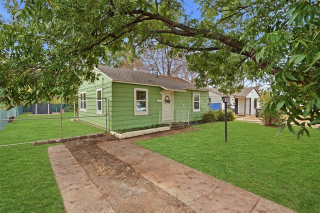 3261 Todd Avenue, Fort Worth, TX 76110