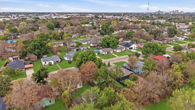 3261 Todd Avenue, Fort Worth, TX 76110
