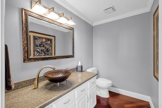 5450 John Dreaper Drive, Houston, TX 77056