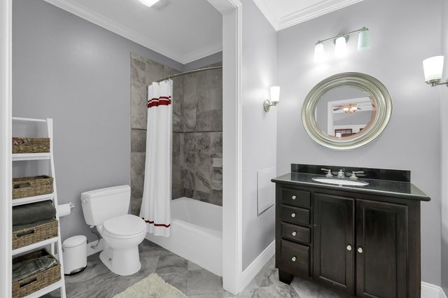 5450 John Dreaper Drive, Houston, TX 77056