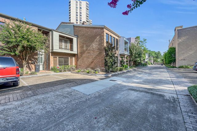 5450 John Dreaper Drive, Houston, TX 77056