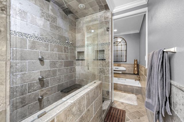 5450 John Dreaper Drive, Houston, TX 77056