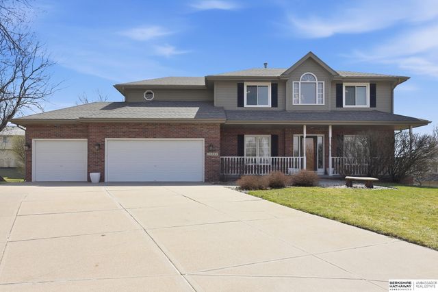 18205 Cedar Circle, Omaha, NE 68130