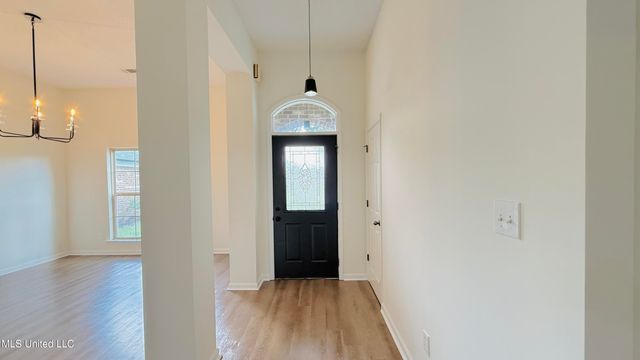 10570 Parker Cove, Olive Branch, MS 38654