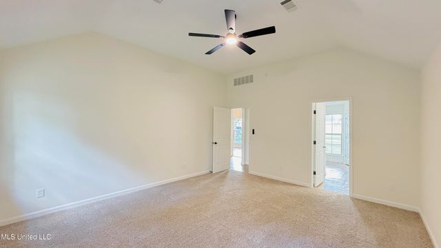 10570 Parker Cove, Olive Branch, MS 38654