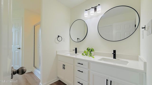 10570 Parker Cove, Olive Branch, MS 38654