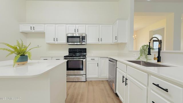10570 Parker Cove, Olive Branch, MS 38654