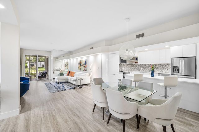 5064 Lake Catalina Drive A, Boca Raton, FL 33496