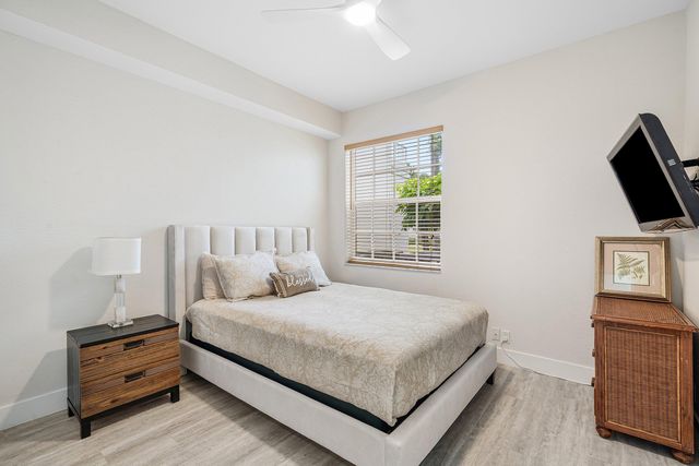 5064 Lake Catalina Drive A, Boca Raton, FL 33496