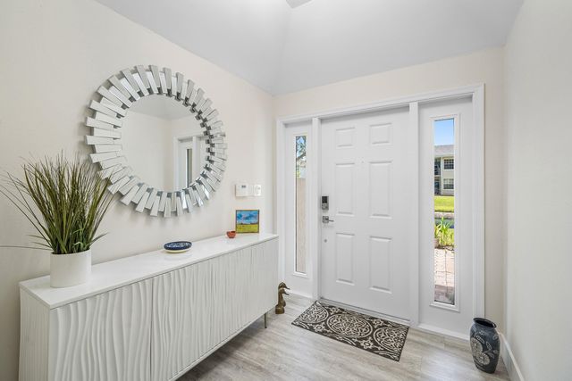 5064 Lake Catalina Drive A, Boca Raton, FL 33496