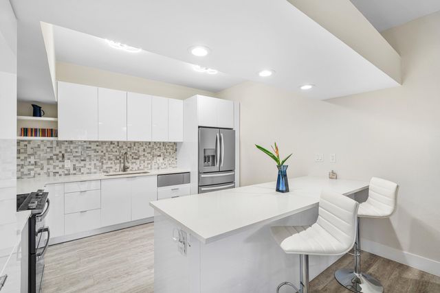 5064 Lake Catalina Drive A, Boca Raton, FL 33496