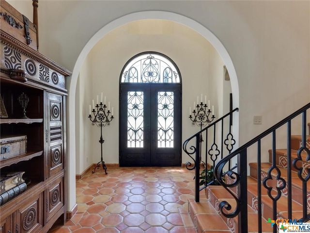 208 Creekridge Dr., Victoria, TX 77904