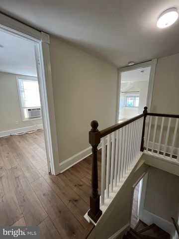 85-B W LINCOLN HWY, Langhorne, PA 19047