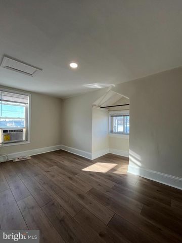 85-B W LINCOLN HWY, Langhorne, PA 19047