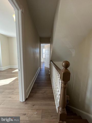 85-B W LINCOLN HWY, Langhorne, PA 19047