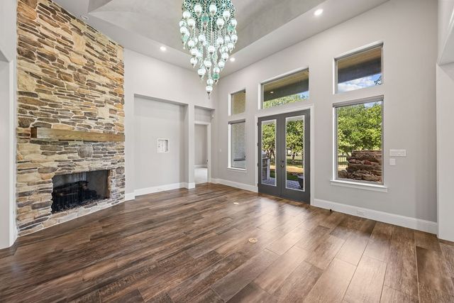 13924 E Riviera Drive, Fort Worth, TX 76028