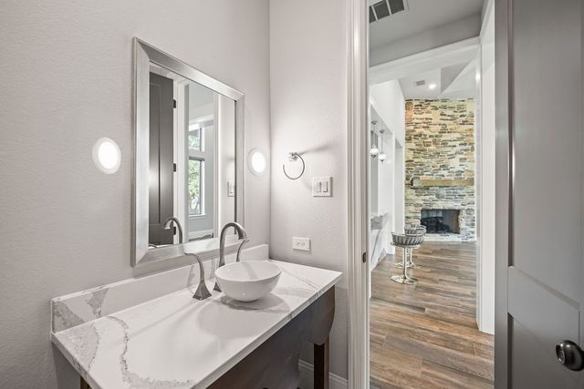13924 E Riviera Drive, Fort Worth, TX 76028