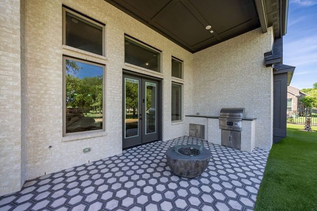13924 E Riviera Drive, Fort Worth, TX 76028