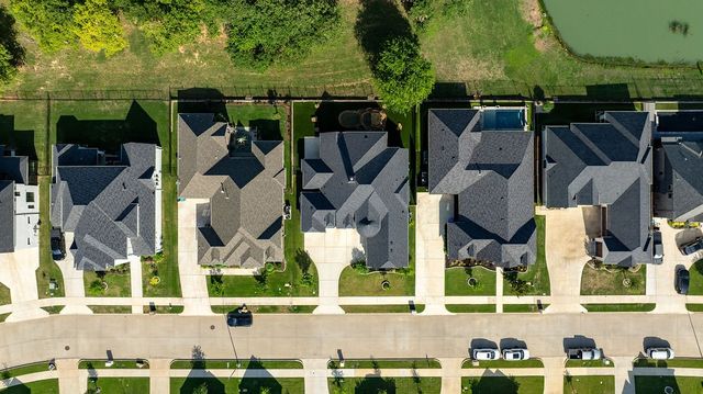 13924 E Riviera Drive, Fort Worth, TX 76028