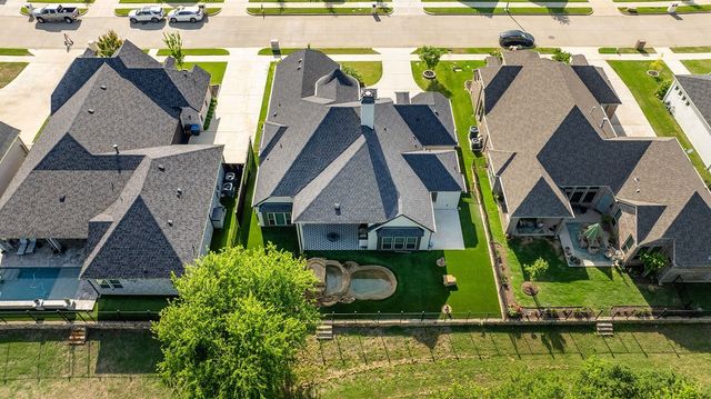 13924 E Riviera Drive, Fort Worth, TX 76028